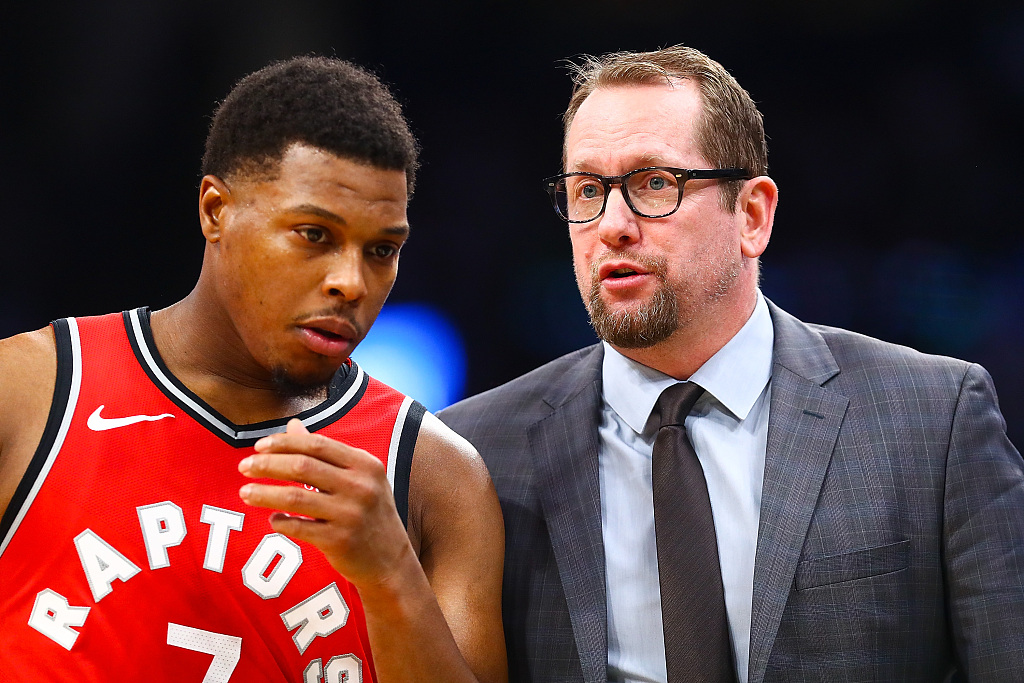 在校园中获 在校园中获