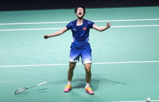 赛季展现出 赛季展现出